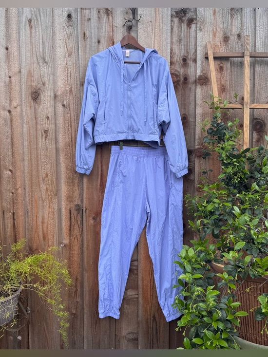 Victoria's Secret Pants - RARE Periwinkle Dolman Jogger Windbreaker Set - Two-Piece Tracksuit 🌿